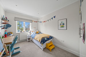 Photo 32- click for photo gallery